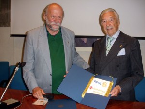 2015